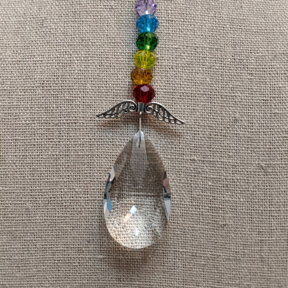 Hamsa, crystal chakra & teardrop prism - Picture 9 of 12
